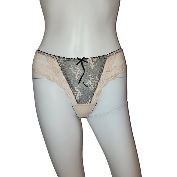 Elle MacPherson Romantic Lace Thongs